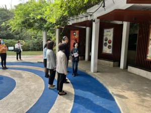20211019组织部赵部长走访体育花苑.jpg